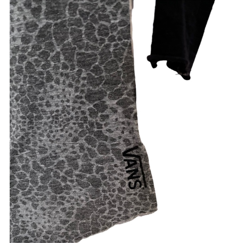 - Vans off the wall classic Black and Gray Women's Top or long sleeve tee - Picture 4 of 5
